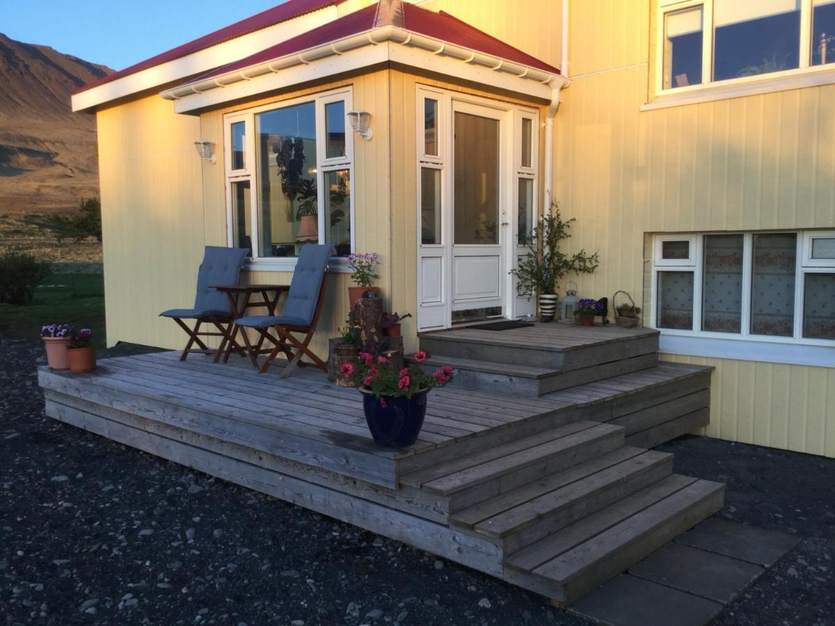 Frostastathir Guesthouse Varmahlid  Extérieur photo