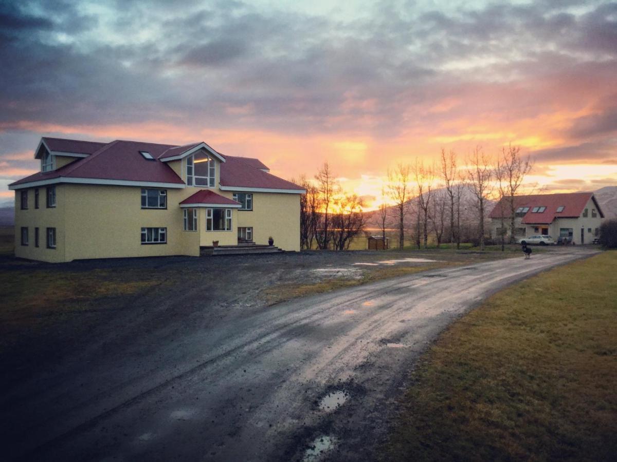 Frostastathir Guesthouse Varmahlid  Extérieur photo